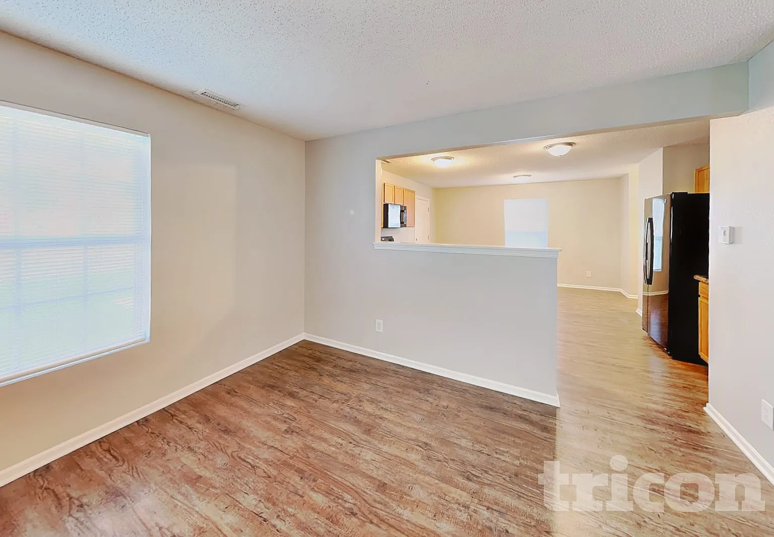 678 Runnymede Court Greenfield IN — Photo 2