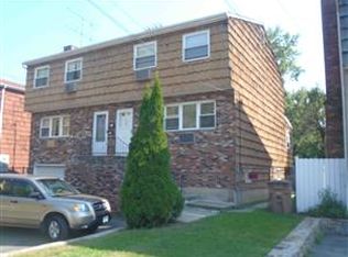 319 Cove Rd, Stamford, CT 06902