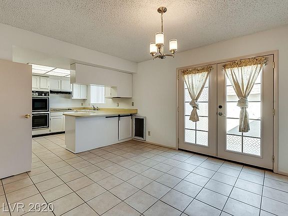 5th image of 4202 Flamingo Crest Dr Unit 1