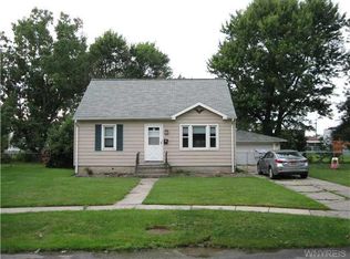 2 Saint Lucian Ct, Cheektowaga, NY 14225