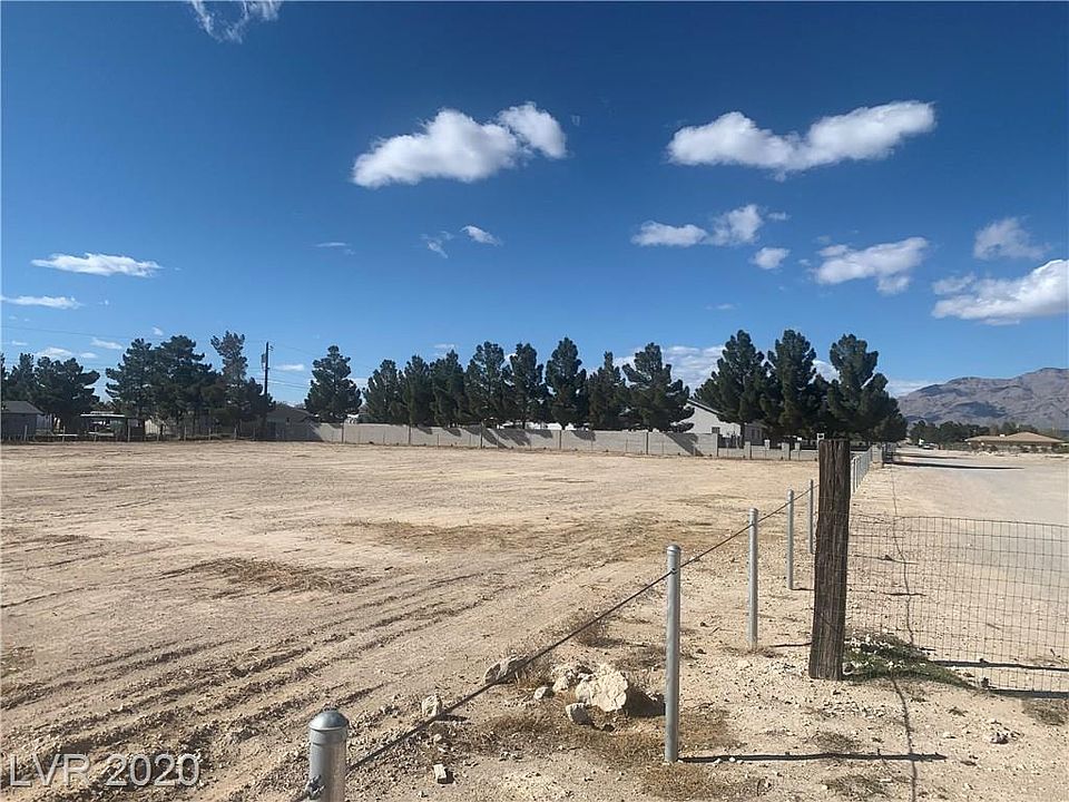 2nd image of 5663 Calverts St