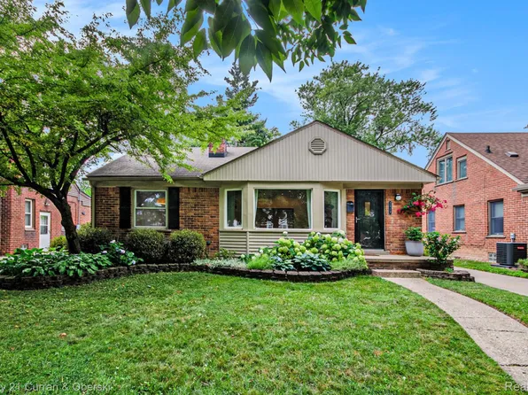 2313 Elmhurst Ave, Royal Oak, MI 48073