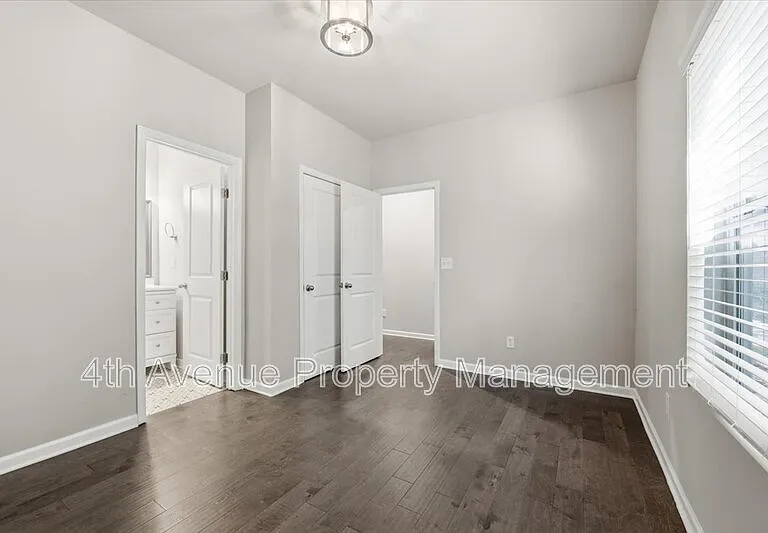 3403 Abbey Way — Photo 24