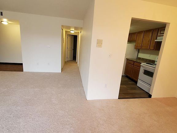 2nd image of 700 5th St #35