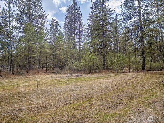 3rd image of 8700 Stangland S