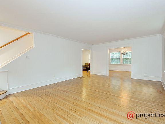 Living Room / Dining Room