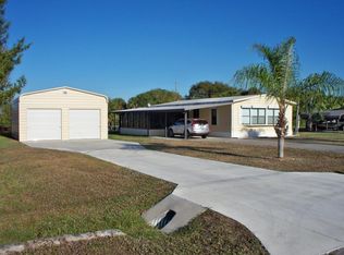 1225 Palm Ct, Okeechobee, FL 34974