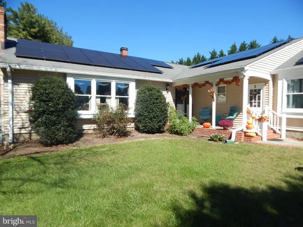 2 Trelawny Ct, Lutherville Timonium, MD 21093