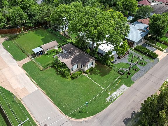 4th image of 9034 Groveland Dr