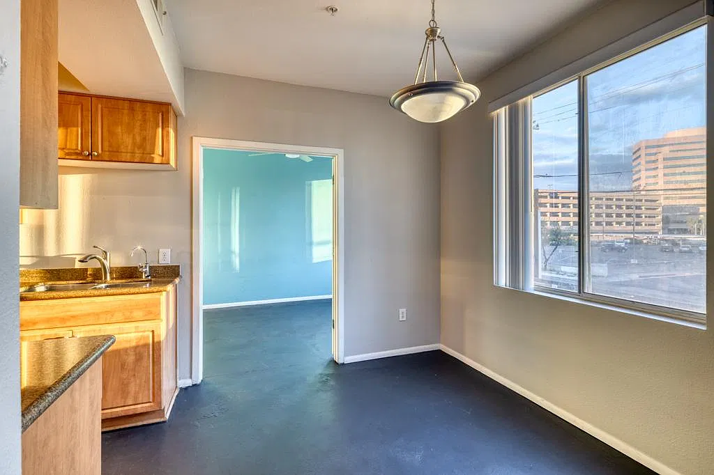 3 bed, 1354 sqft, $2,250 — Photo 4