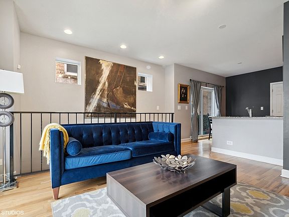 4th image of 1449 N Campbell Ave #1N