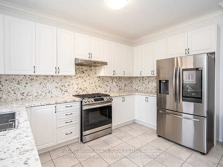 113 Seeley Ave — Photo 4