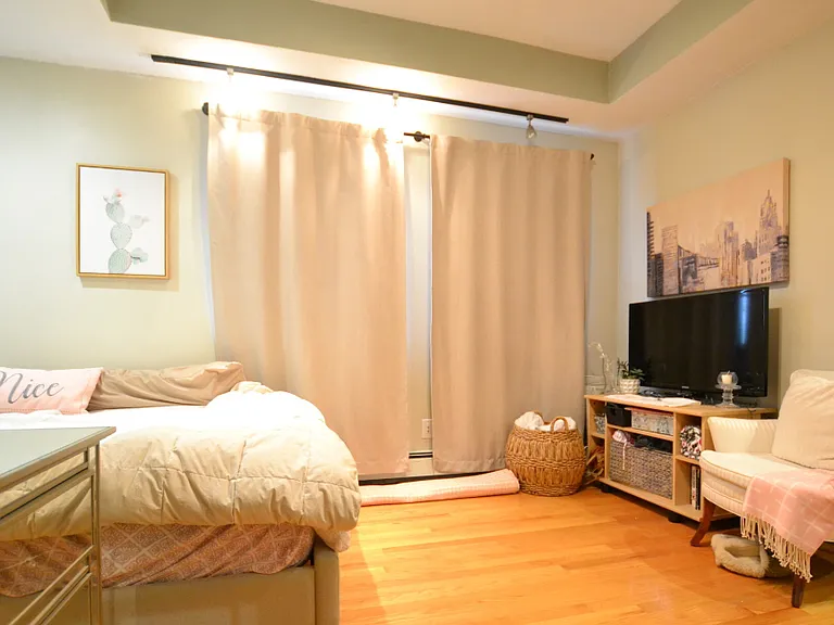 79 Easton St #1 — Photo 2