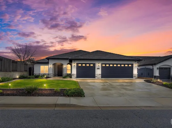 10223 Barbeau Peak Dr, Bakersfield, CA 93306