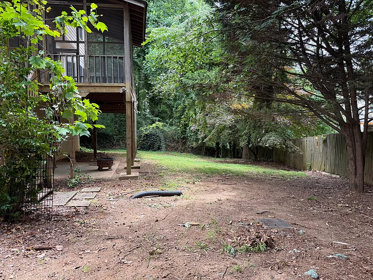 4760 Tanners Spring Dr — Photo 25
