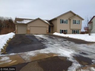 28765 Lakeside Trl, Lindstrom, MN 55045