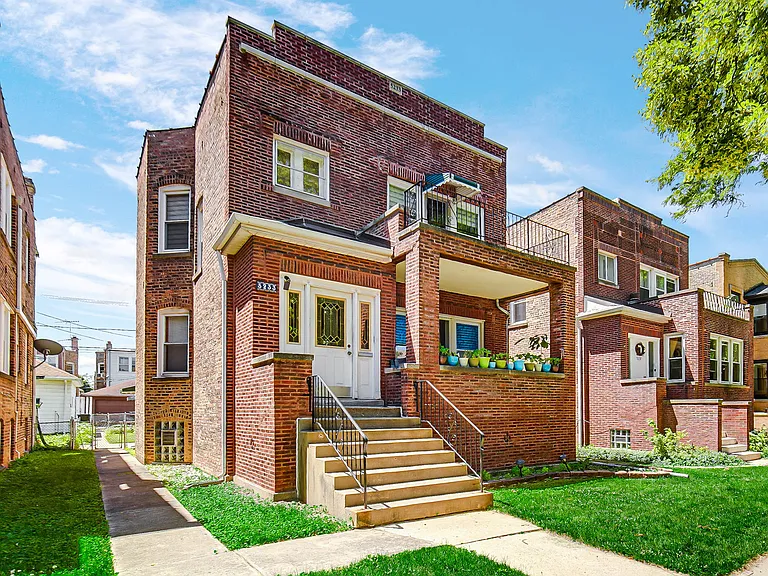 5233 W Cullom Ave #2 — Photo 2