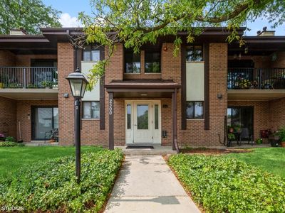 2300 83rd St APT 106, Woodridge, IL, 60517