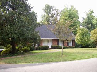 641 Echo Ln, Madisonville, KY 42431