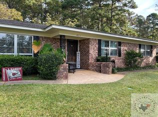 411 E Pinecrest Dr, Atlanta, TX 75551
