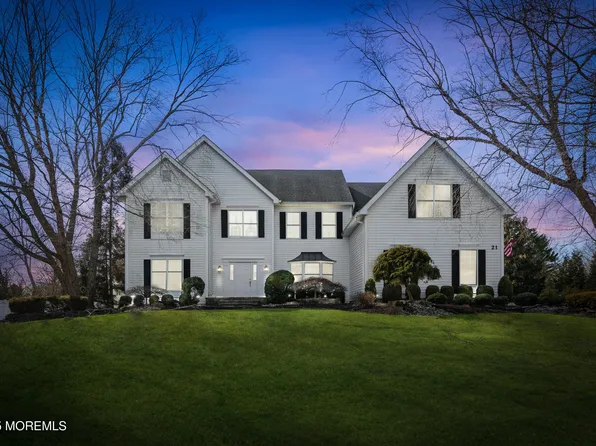 21 Marthas Drive, Freehold, NJ 07728