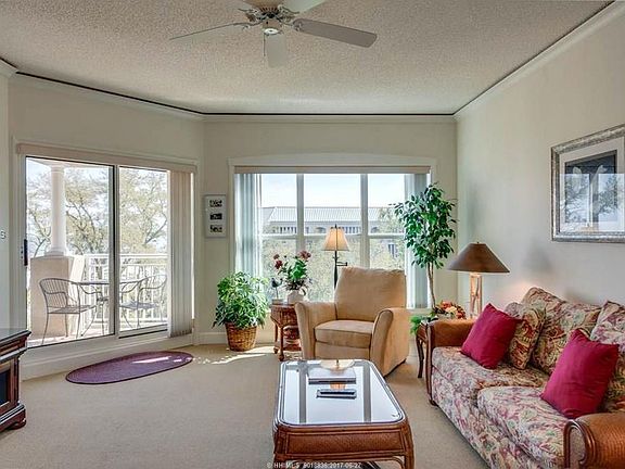 3rd image of 47 Ocean Ln APT 5501