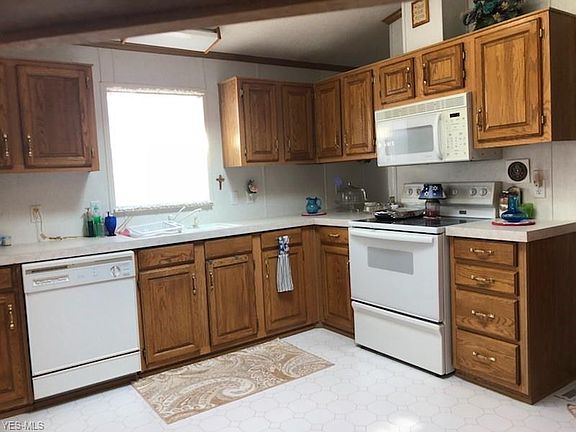 4th image of 59 Periwinkle Dr #59