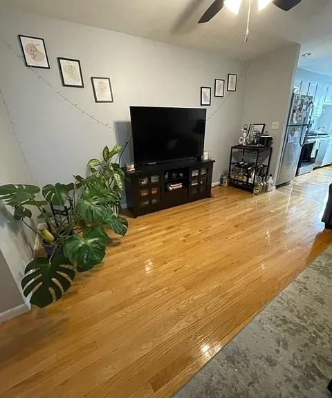 509 E Broadway #3 — Photo 8