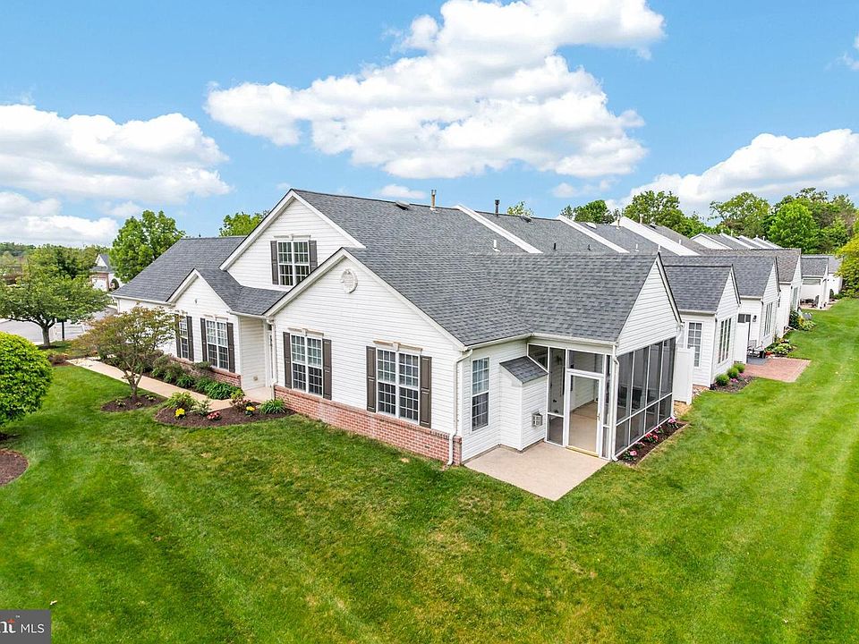 1st image of 66 Newbury Way