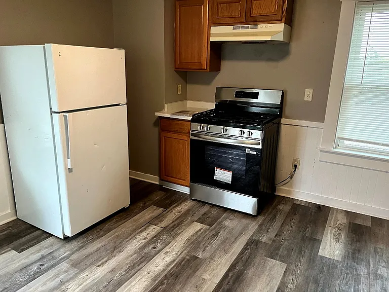 9 Pearl St #2 — Photo 3