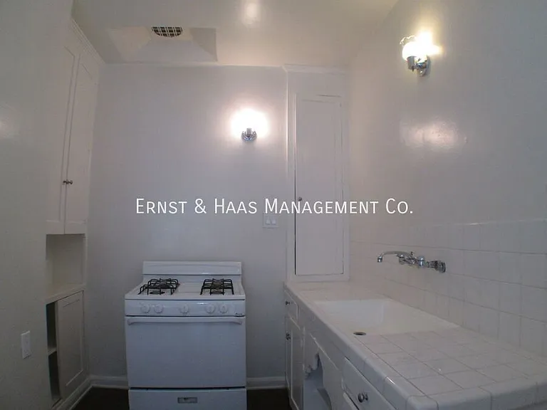 944 Maine Ave #A — Photo 15