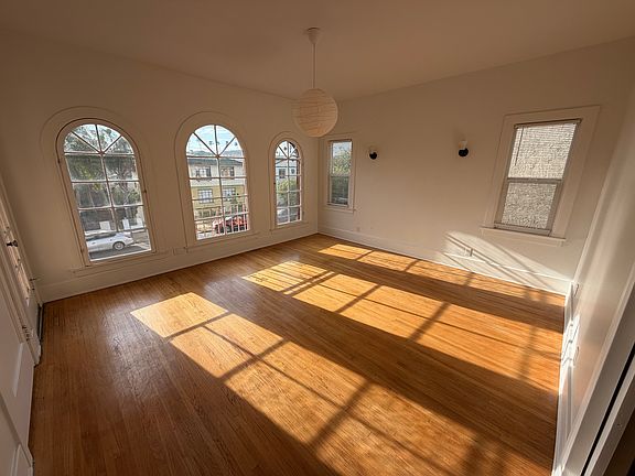 2nd image of 1504 1/2 S Bronson Ave