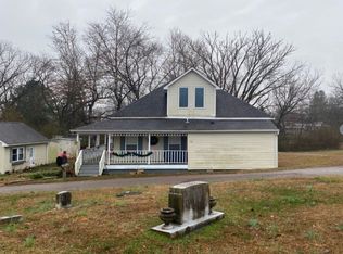 36 4th Ave, Bethel Springs, TN 38315