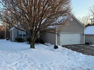 1053 River Bend Rd, Frankfort, KY 40601