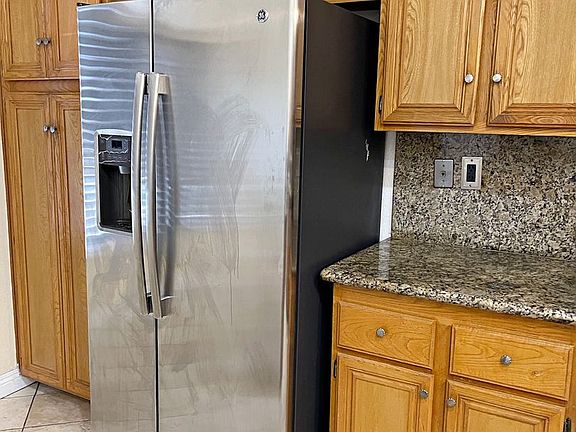 4th image of 3328 Queens Canyon Dr