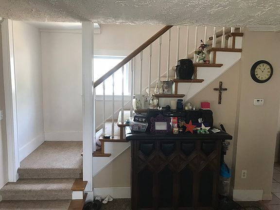 5th image of 22323 E 10 Mile Rd