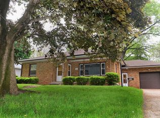 921 Christie St, Ottawa, IL 61350