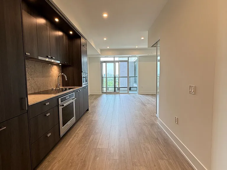 858 Dupont St #839 — Photo 20