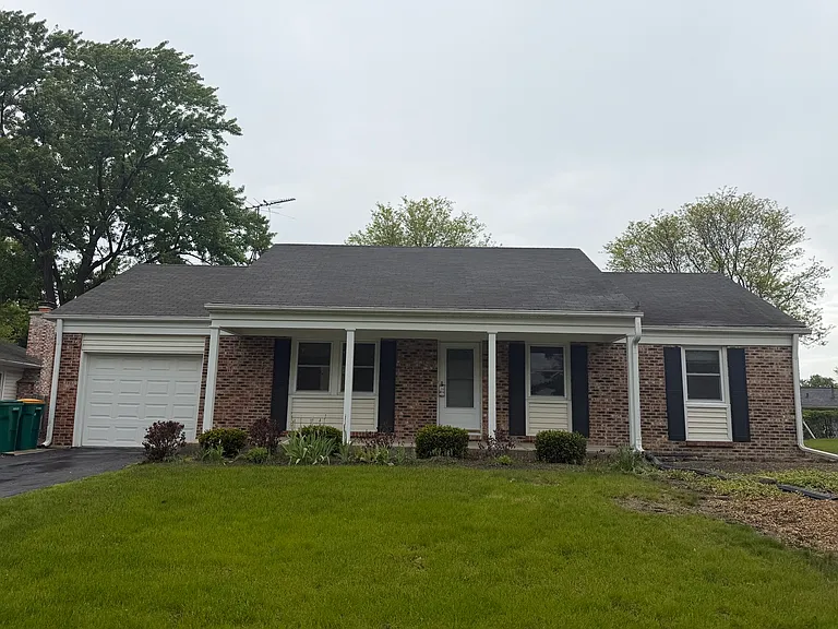1161 Parker Ln — Photo 1