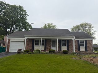 1161 Parker Ln, Buffalo Grove, IL 60089