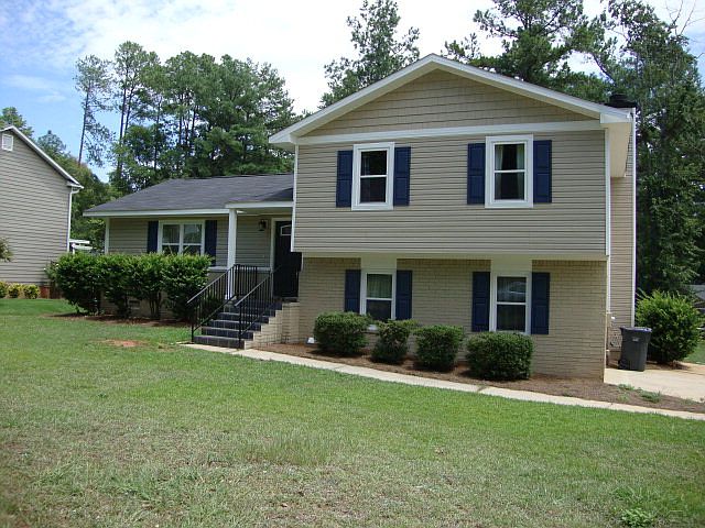 1st image of 153 Evergreen Dr