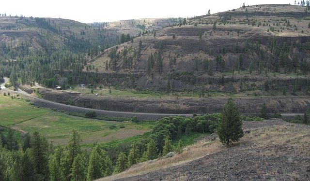 1st image of Overlook Dr