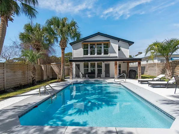 89 Tarpon St, Destin, FL 32541