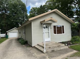 7798 N Topinabee Rd, Walkerton, IN 46574