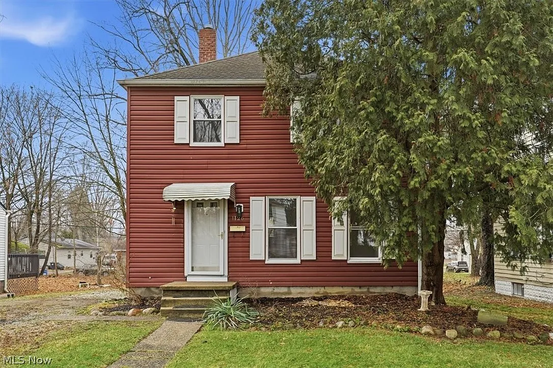 1126 Orlando Ave photo 1