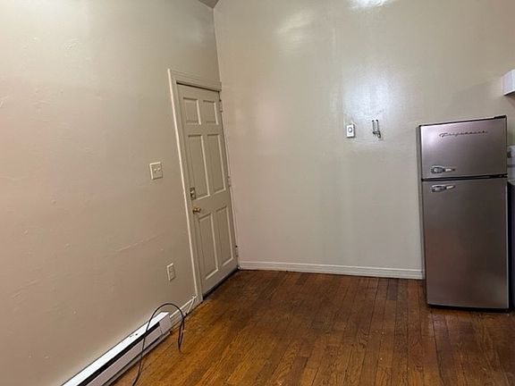 4th image of 1014 N 3rd St #13