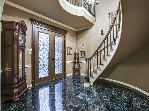 4th image of 4837 River View Dr