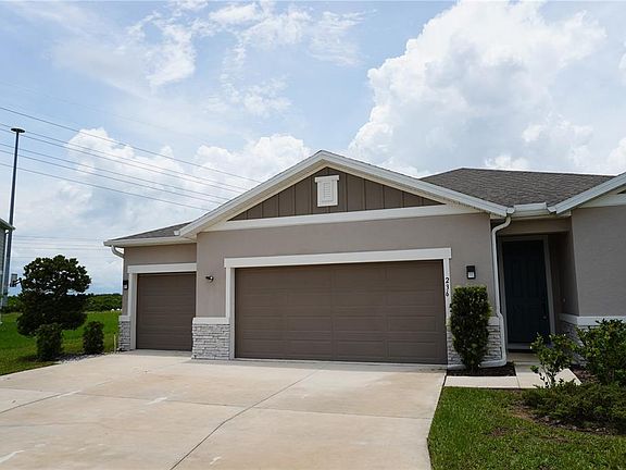5th image of 236 HILLCREST DRIVE