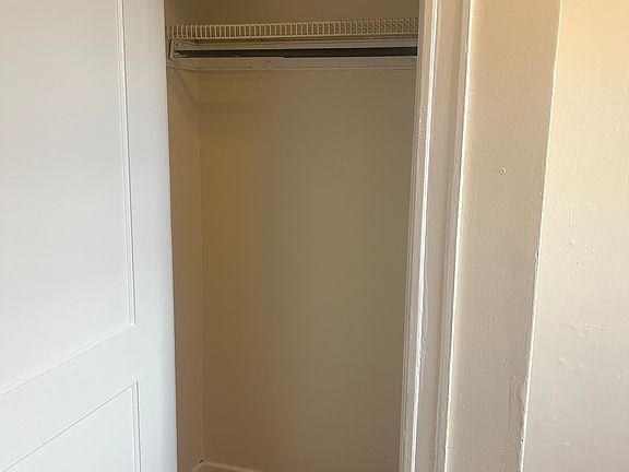 2nd image of 524 Cambridge St #U2