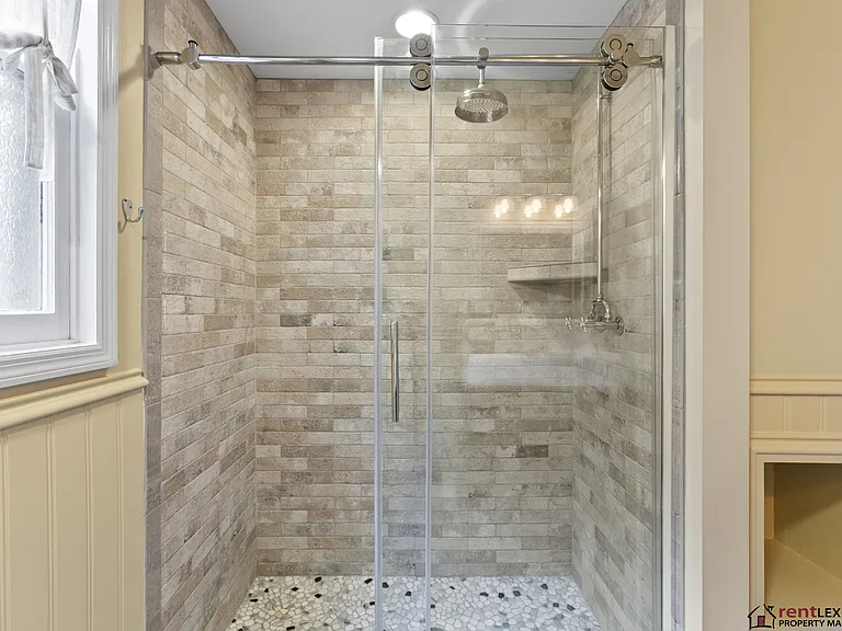 1041 Fontaine Rd — Photo 14